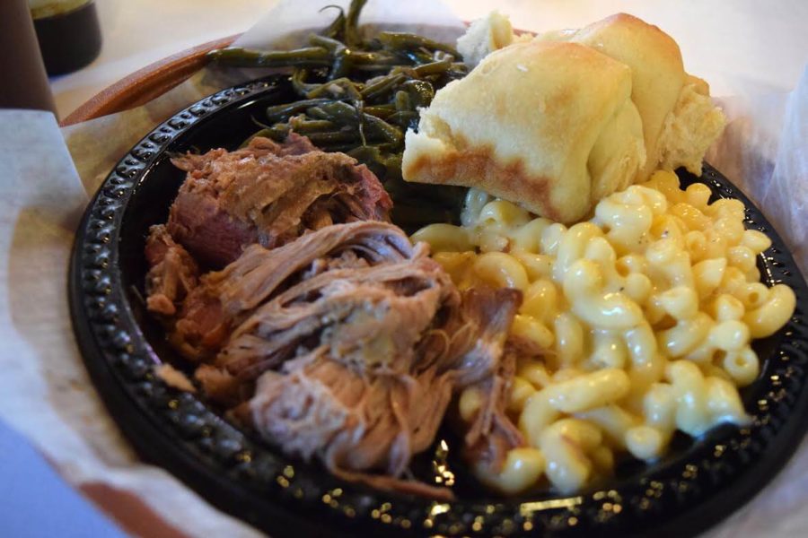 The Pulled Pork Plate comes with a choice of two sides and yeast rolls. In this case, it was ordered with the Country Green Beans and Cheesy Mac ($9.50). (EN Photo / Rachel Iacovone)