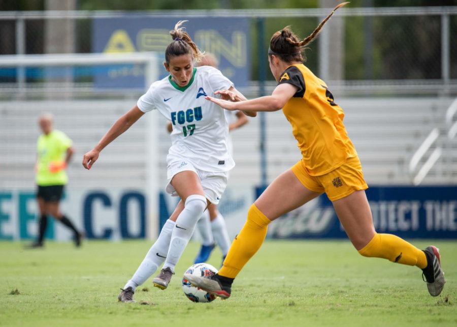 EN Photo by Julia Bonavita // The FGCU womens soccer teams season came to an end as Kennesaw State went the distance ending regulation in a 2-2 tie, lasting two scoreless overtime periods and edging the Eagles in penalty kicks 2-1. 