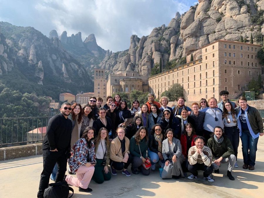 FGCUs chamber choir performed around Europe as part of their American Celebration of Music in Spain and France tour. Photo courtesy of Kelsie Gibb/FGCU Choirs Facebook page