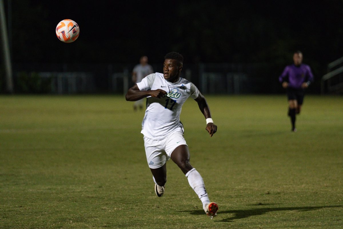 FGCU Men’s Soccer Draws With Bellarmine on Pink Out Night