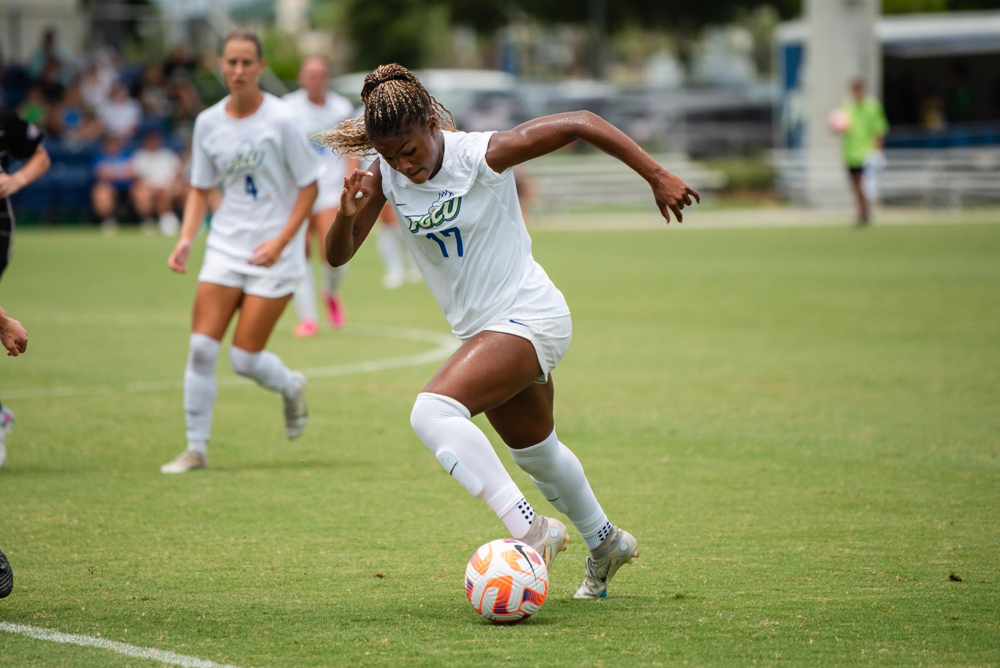 Eagles head to Queens for regular season finale - FGCU Athletics