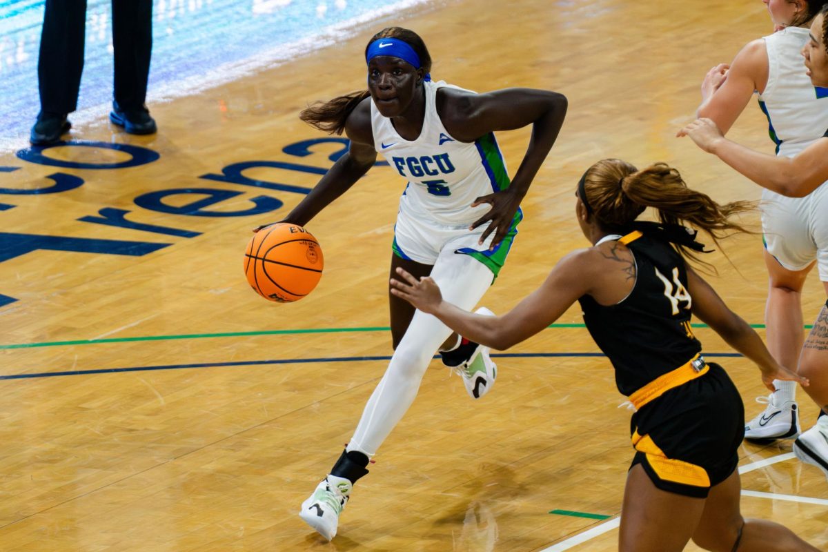Women’s Basketball Wins Foul-Heavy Game Against Southern Miss