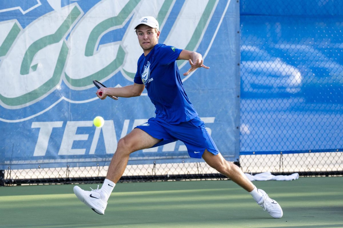 Men’s Tennis Stumbles in March Matches as the End of the Season Looms
