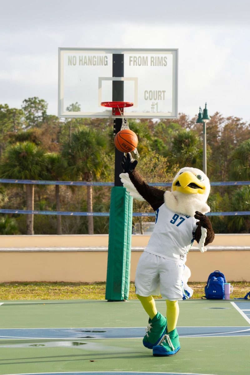 Athletics Block Party Kicks off Basketball Season