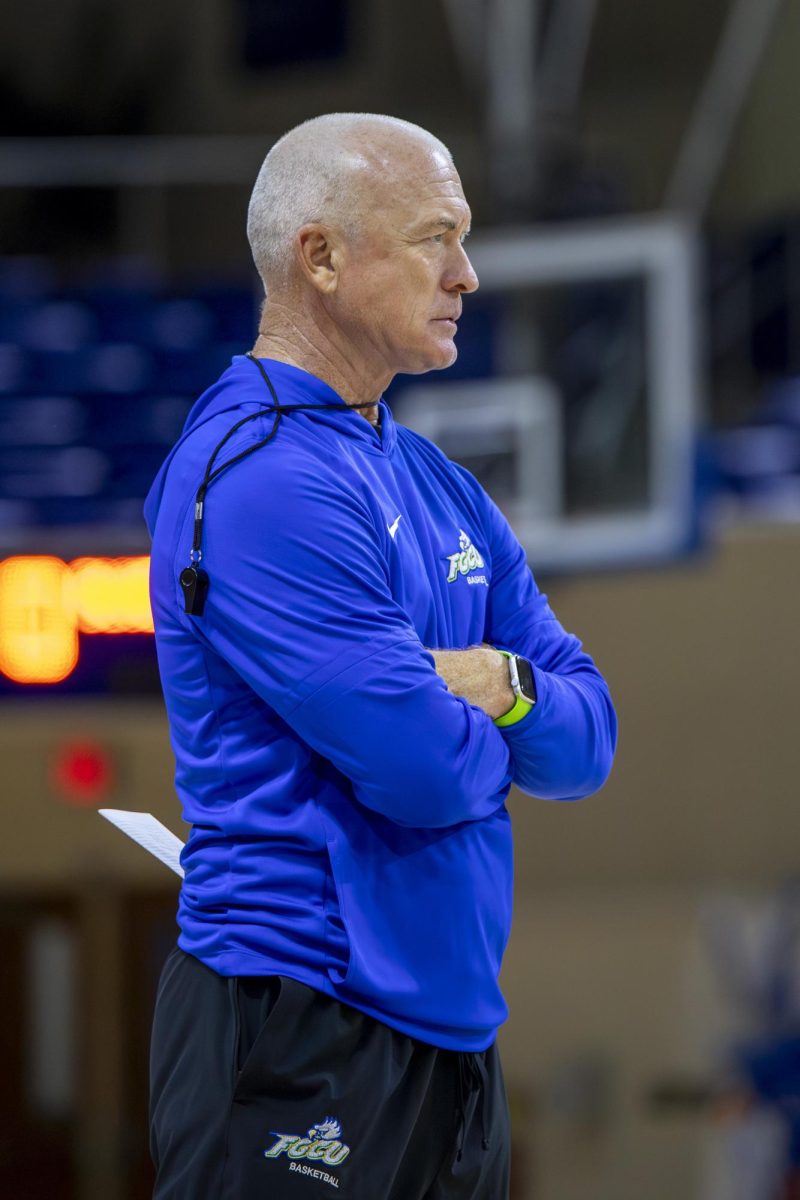 Pat Chambers adds final pieces to 2026-27 men's basketball team